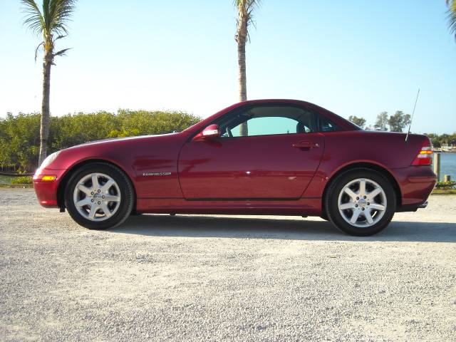 Mercedes-Benz SLK Class 2002 photo 3