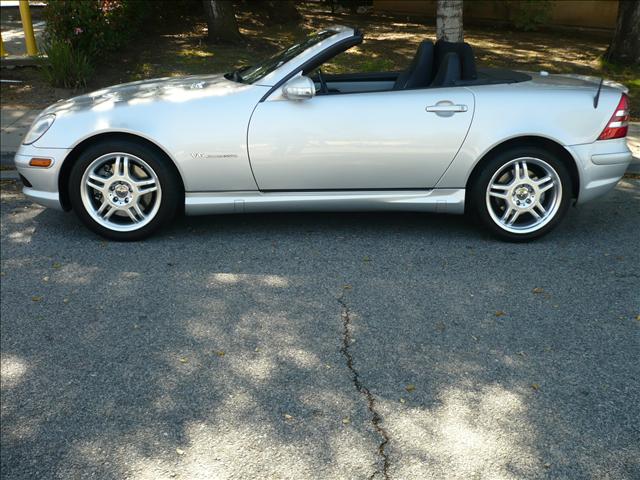 Mercedes-Benz SLK Class 2002 photo 2