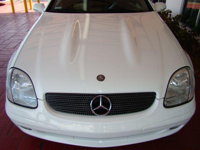 Mercedes-Benz SLK Class 2002 photo 2