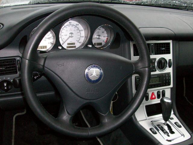 Mercedes-Benz SLK Class 2004 photo 4