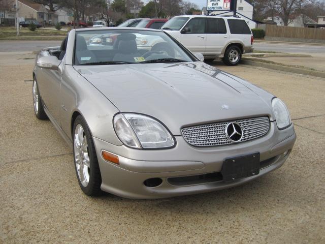 Mercedes-Benz SLK Class 2004 photo 3