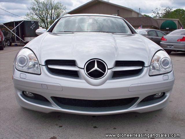 Mercedes-Benz SLK Class 2006 photo 2