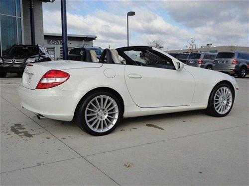 Mercedes-Benz SLK Class 2007 photo 2