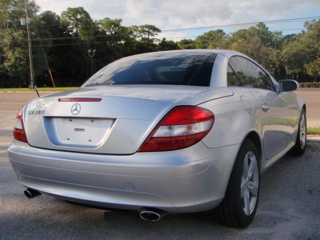 Mercedes-Benz SLK Class 2007 photo 4