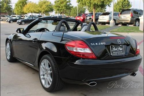 Mercedes-Benz SLK Class 2008 photo 3