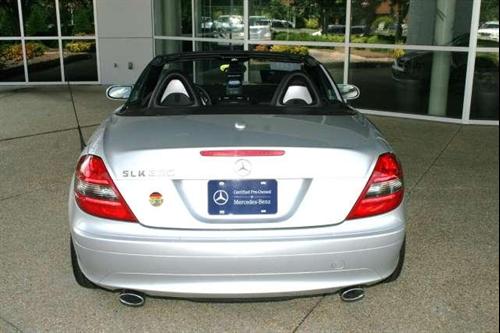 Mercedes-Benz SLK Class 2008 photo 2