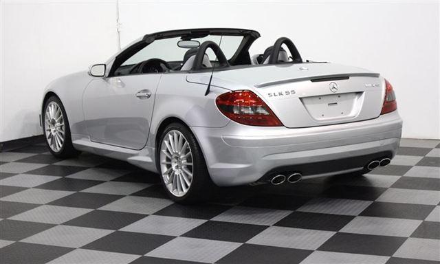 Mercedes-Benz SLK Class 4dr Quad Cab 139 WB HD Convertible