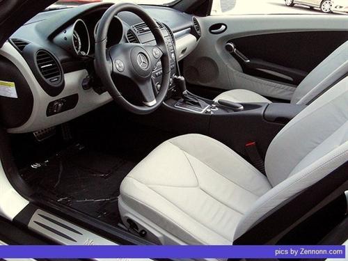 Mercedes-Benz SLK Class 2009 photo 3