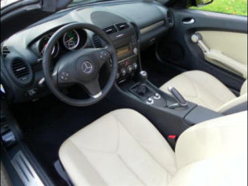 Mercedes-Benz SLK Class 2009 photo 2