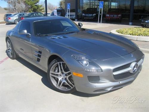 Mercedes-Benz SLS Class 2011 photo 1