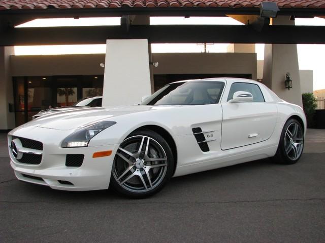 Mercedes-Benz SLS Class 2011 photo 3