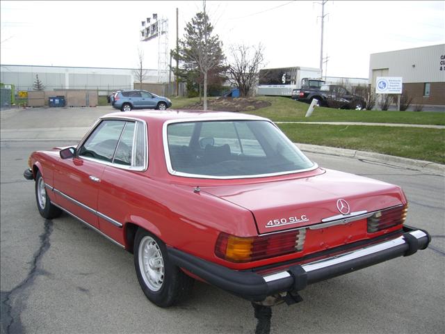 Mercedes-Benz SL Class 1974 photo 1