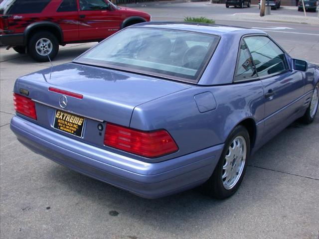 Mercedes-Benz SL Class 1997 photo 1