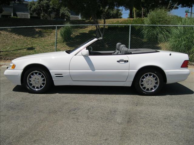 Mercedes-Benz SL Class 1997 photo 3