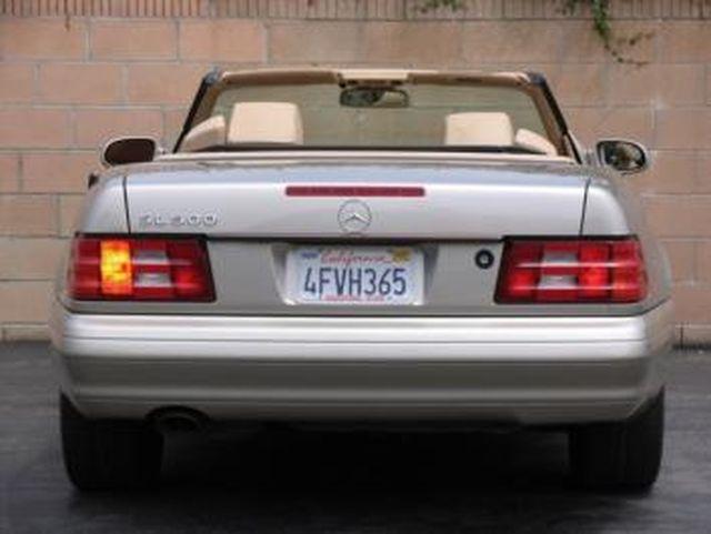 Mercedes-Benz SL Class 1999 photo 2