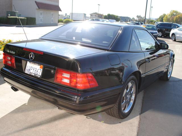 Mercedes-Benz SL Class 1999 photo 1