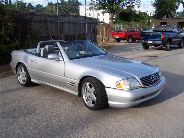 Mercedes-Benz SL Class 1999 photo 1