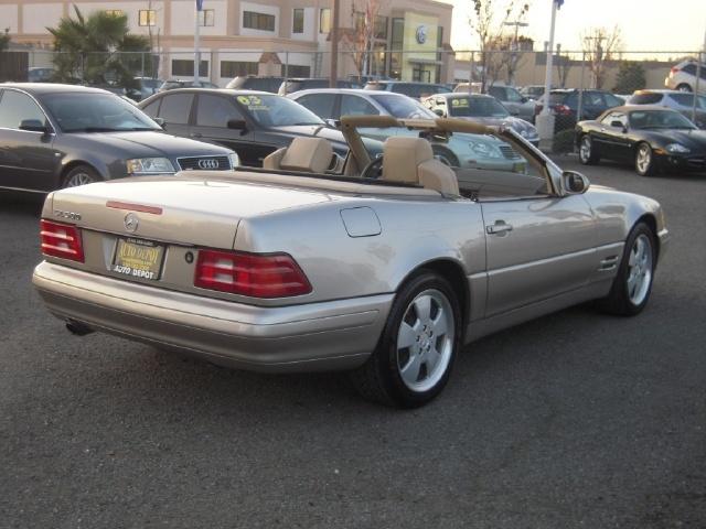 Mercedes-Benz SL Class 1999 photo 3