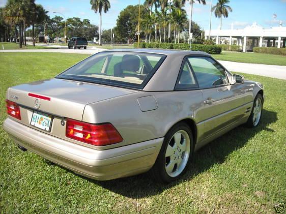 Mercedes-Benz SL Class 2000 photo 1