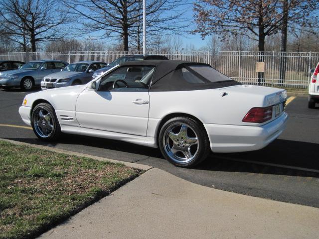 Mercedes-Benz SL Class 2000 photo 1