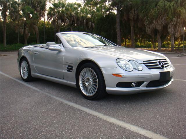 Mercedes-Benz SL Class 2005 photo 2