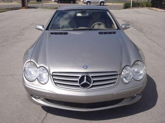 Mercedes-Benz SL Class 2005 photo 2