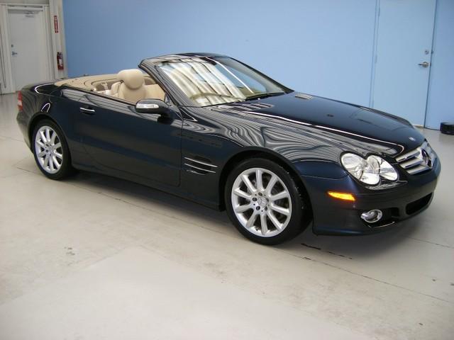 Mercedes-Benz SL Class 2007 photo 2