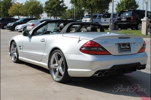 Mercedes-Benz SL Class 2009 photo 1