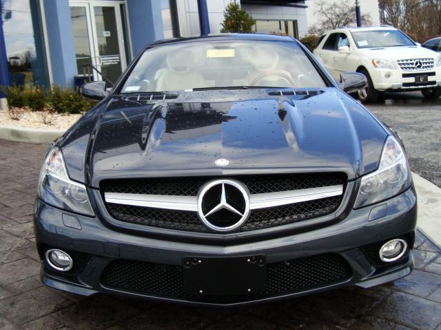 Mercedes-Benz SL Class 2009 photo 3