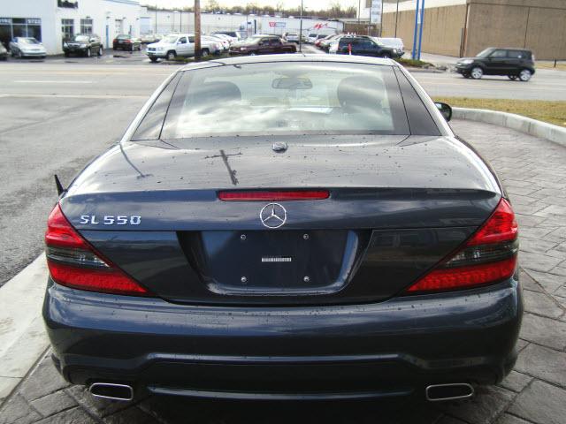 Mercedes-Benz SL Class 2009 photo 4