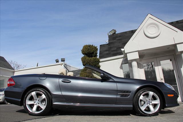 Mercedes-Benz SL Class 2009 photo 5