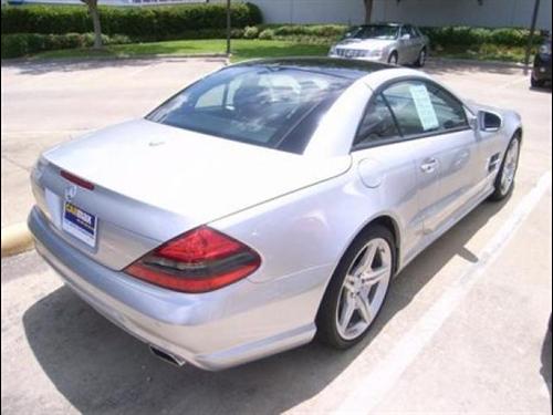 Mercedes-Benz SL Class 2009 photo 1