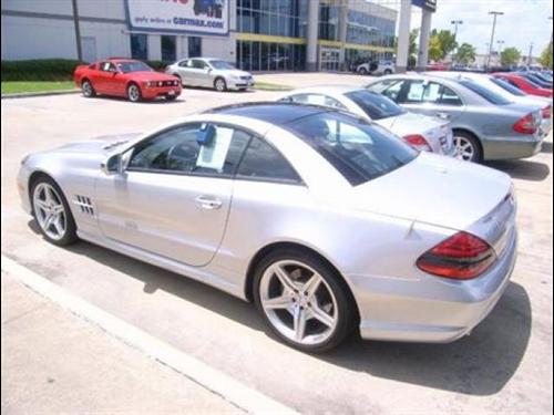 Mercedes-Benz SL Class 2009 photo 2