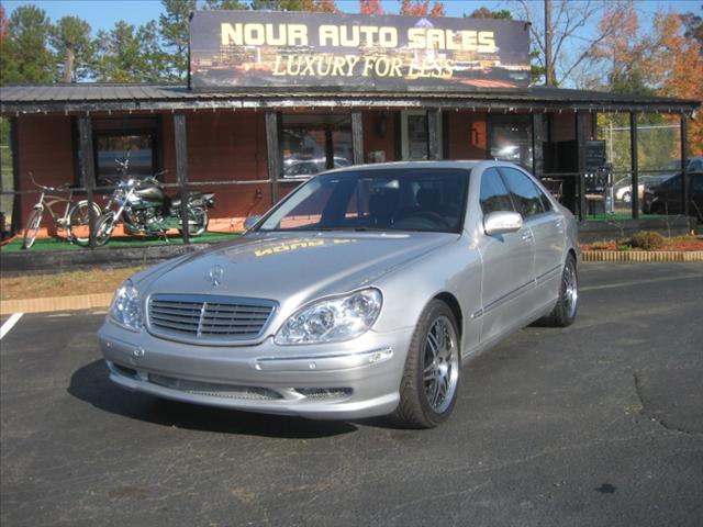 Mercedes-Benz S Class STI W/silver Wheels Sedan