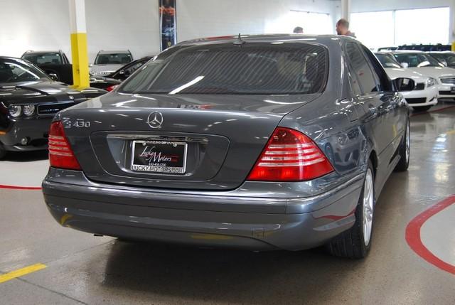 Mercedes-Benz S Class 2006 photo 2