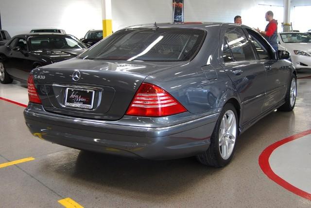 Mercedes-Benz S Class 2006 photo 3