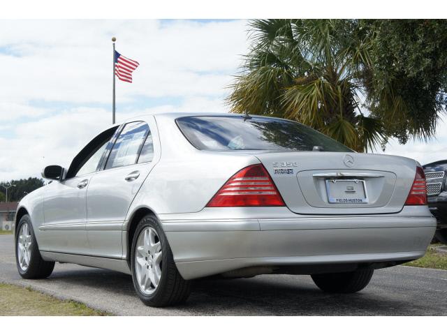 Mercedes-Benz S Class 2006 photo 1