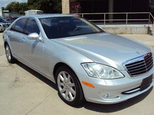 Mercedes-Benz S Class 4WD Supercab 145 Lariat Sedan