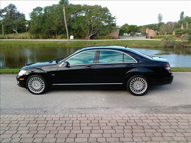 Mercedes-Benz S Class STI W/silver Wheels Sedan