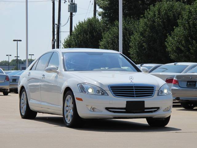 Mercedes-Benz S Class 4WD Supercab 145 Lariat Sedan