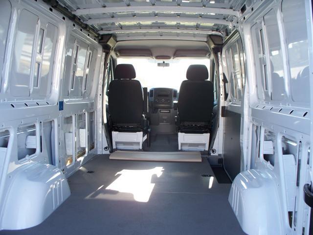 Mercedes-Benz Sprinter 2500 2011 photo 3