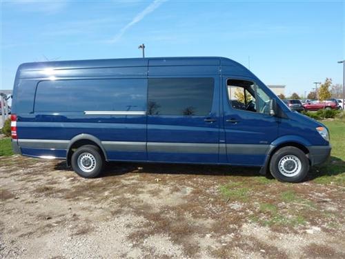 Mercedes-Benz Sprinter 2500 2011 photo 1