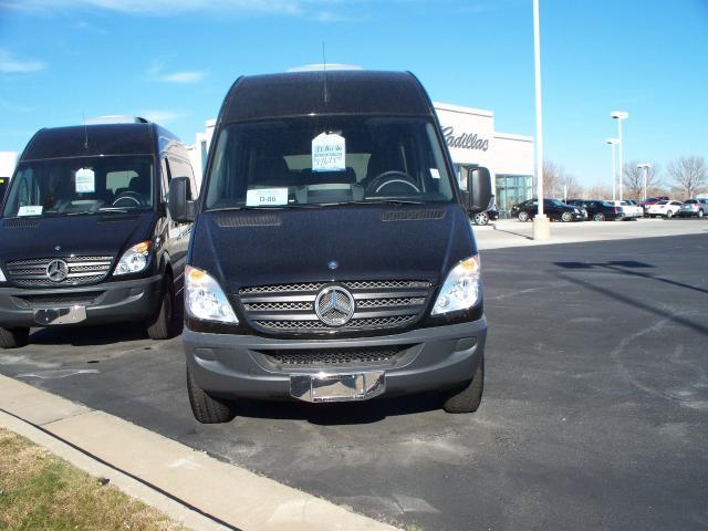 Mercedes-Benz Sprinter 2500 2011 photo 1