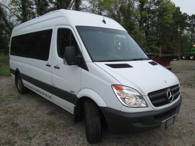 Mercedes-Benz Sprinter 2500 2011 photo 2