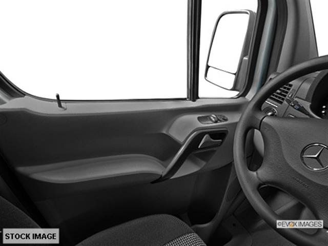 Mercedes-Benz Sprinter 2500 2013 photo 4