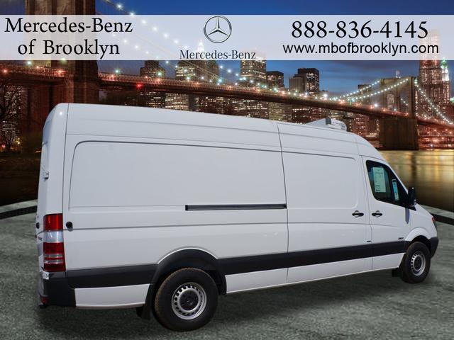 Mercedes-Benz Sprinter 2500 2013 photo 1