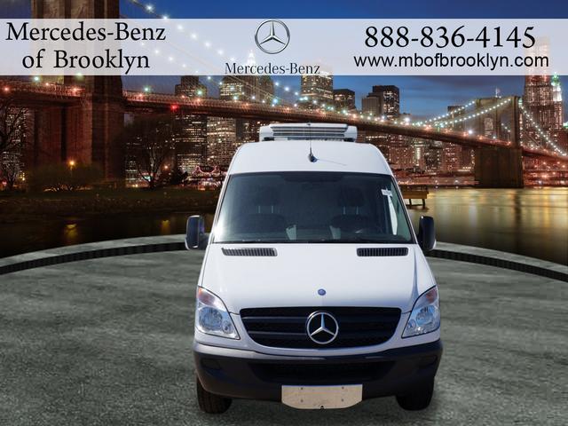 Mercedes-Benz Sprinter 2500 2013 photo 2