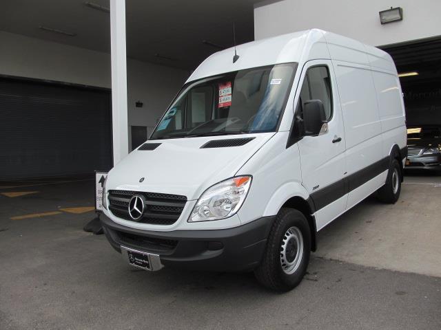 Mercedes-Benz Sprinter 2500 2013 photo 12