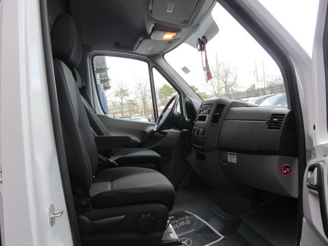 Mercedes-Benz Sprinter 2500 2013 photo 15