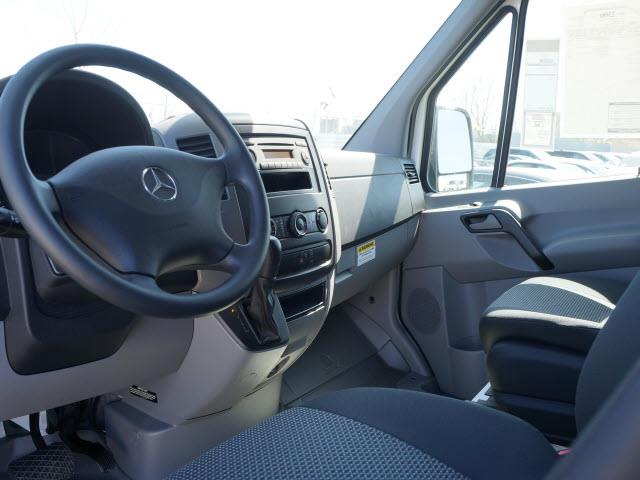 Mercedes-Benz Sprinter 2500 2013 photo 3